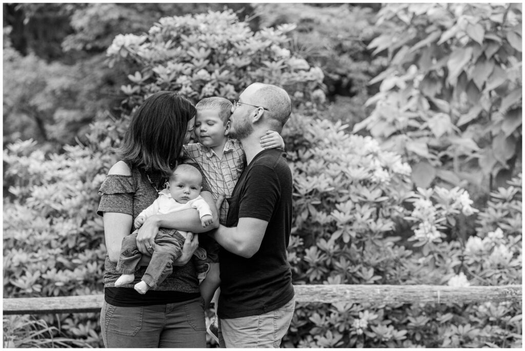 Natick Outdoor Family Photo Session | Sara Sniderman Photography | Natick, MA