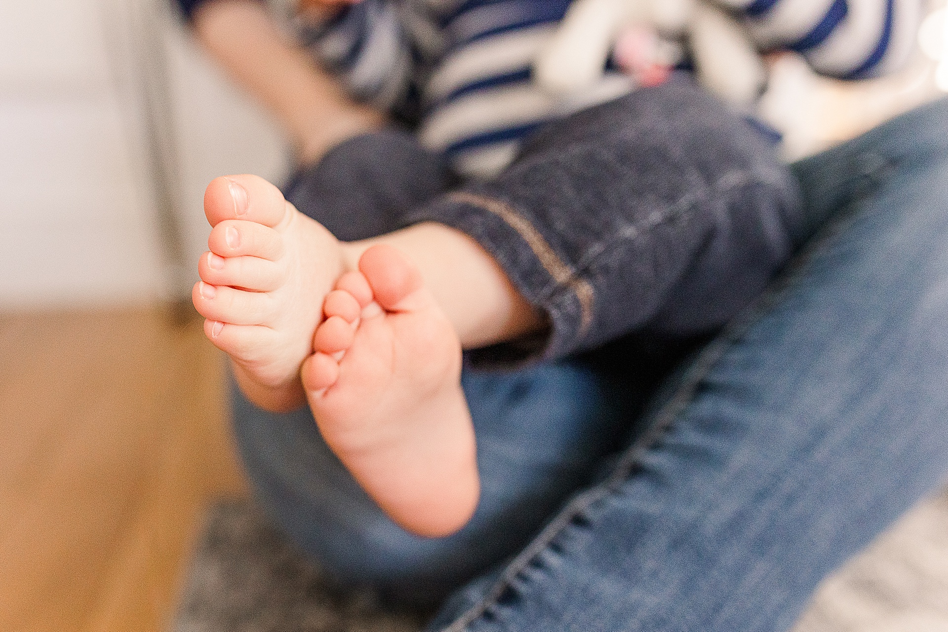 babies feet during in home NICU photo session with Sara Sniderman Photography in Natick Massachusetts